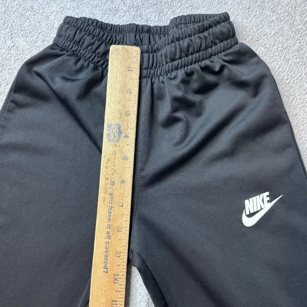 Nike Joggers Boys S DD0324-010 Black Elastic Waist Tapered Leg Sweatpants Kids